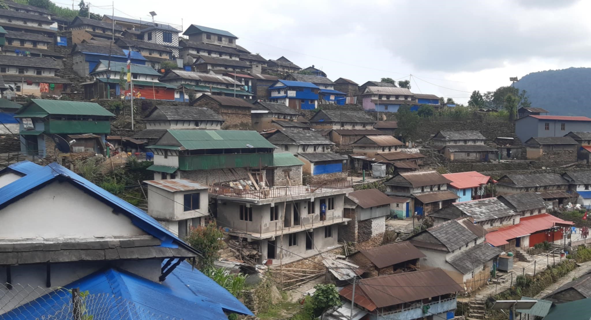 Image of https://mayorsap.com/storage/photos/10/bhujung gaun.jpg